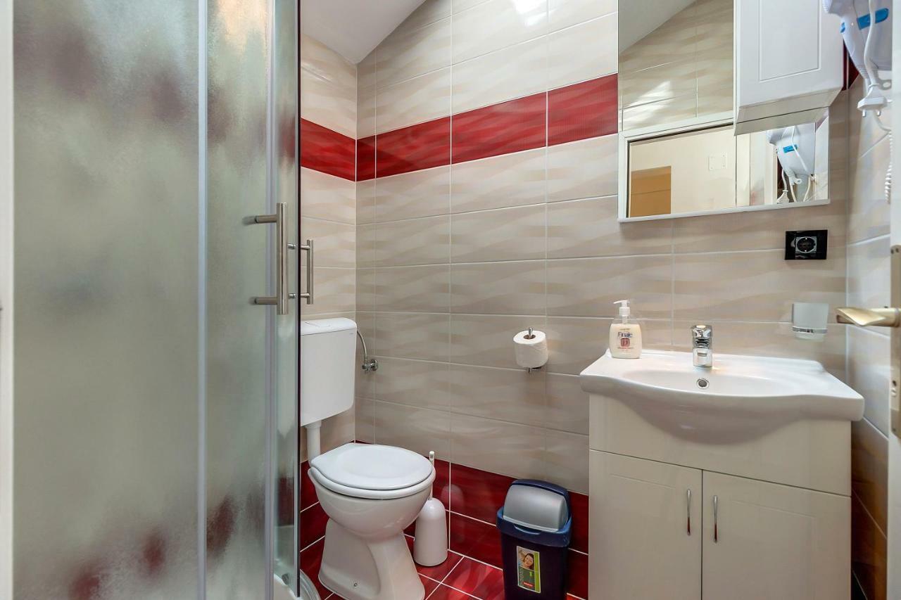 Apartmani Muzic Orlec Exteriör bild